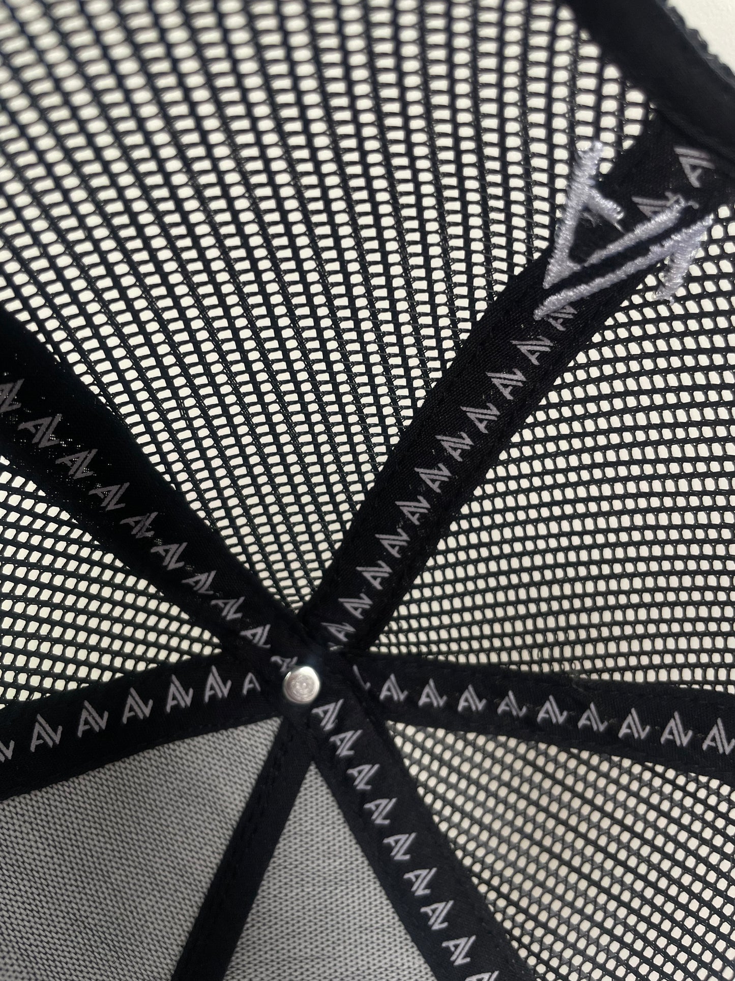 A.L BLACK-WHITE CAP